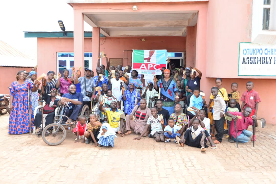 Read more about the article APC Delegate Prince Ayorinde Stephen Amoko Visits People with Personal Experience of Disability and Mental Illness in Benue State, Nigeria.